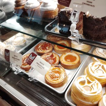 Mia's Bakery - Bakeries Near Me - Brooklyn, New York Mia's Bakery - Bakeries Near Me - Brooklyn, New York