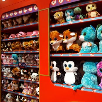 Hamleys - So cute, it hurts the eyes. - Toy Stores Near Me - London, XGL