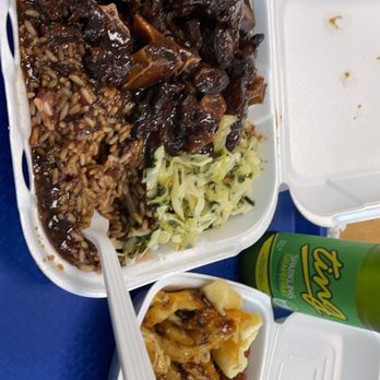 Tropical Rhythm - Mac N cheese - Caribbean Near Me - Brandon, Florida