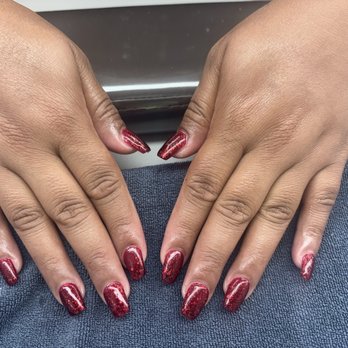 Bloom Nails - Nail Salons Near Me - Los Angeles, California