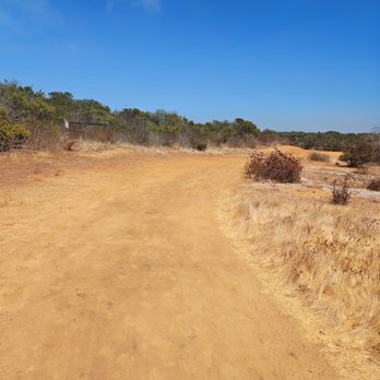Carmel Mountain Preserve - Wide path - Hiking Near Me - San Diego, California