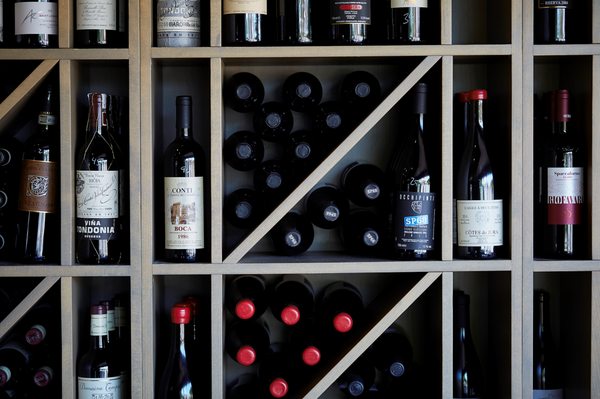Village Vino by null