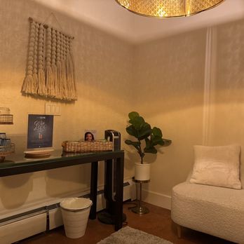 Rockridge Day Spa - Zen room - Day Spas Near Me - Oakland, California Rockridge Day Spa - Zen room - Day Spas Near Me - Oakland, California