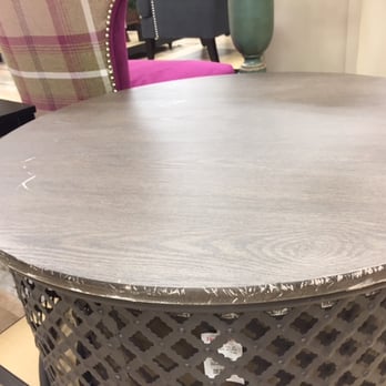 HomeGoods - Close up of Wooden Table top w/ metal base from Home Goods on display in store & Maria L claims this is not a Home Goods Item! - Home Decor Near Me - Eastvale, California