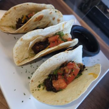 Bella’s Fusion - Mexican Near Me - New York, New York