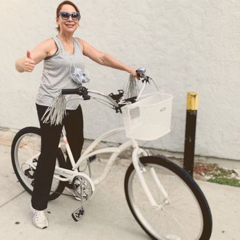 Helen's Cycles - My new shimmer white electra with a disco bell and streamers - Bikes Near Me - Santa Monica, California Helen's Cycles - My new shimmer white electra with a disco bell and streamers - Bikes Near Me - Santa Monica, California