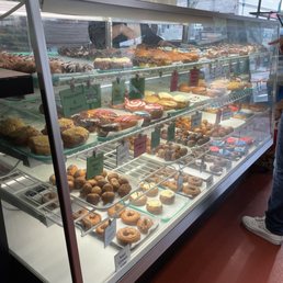 Donut case