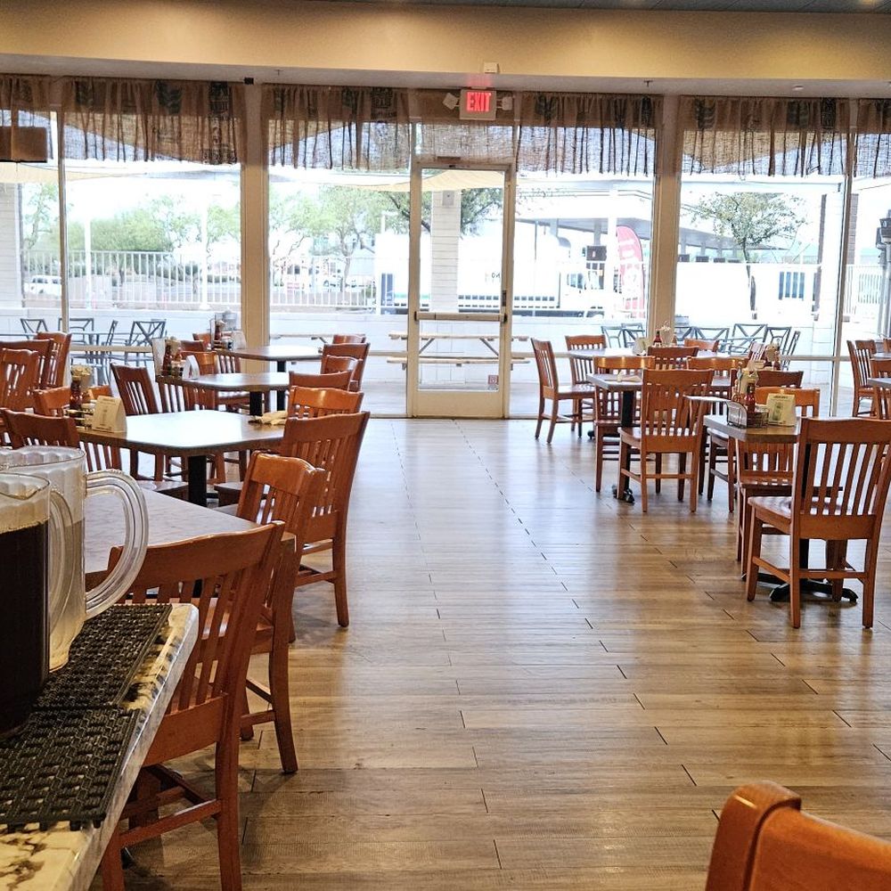 Henhouse Cafe - Indoor seating - American Near Me - Mesa, Arizona