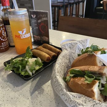 Pholicious - Bahn Mi - Vietnamese Near Me - Bloomingdale, Illinois
