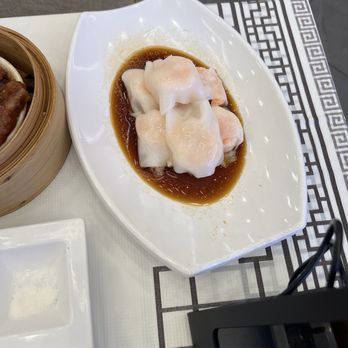 Sum Yee Kae - 鮮蝦滑腸粉 Steamed Prawn Rice Roll - Dim Sum Near Me - Bellevue, Washington