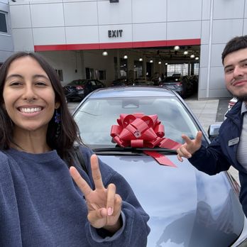 Putnam Toyota - Auto Repair Near Me - Burlingame, California Putnam Toyota - Auto Repair Near Me - Burlingame, California