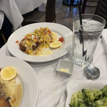 Mansurs on the Boulevard - Crab Cakes Covington - Cajun/Creole Near Me - Baton Rouge, Louisiana
