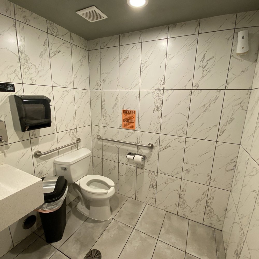 La Hechizera Tortas - Restrooms 2 - Mexican Near Me - Lancaster, Texas