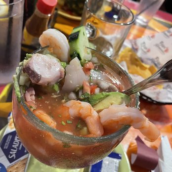 Mariscos Playa Hermosa - Mexican Near Me - Phoenix, Arizona