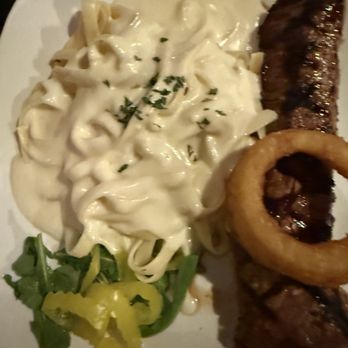 Vince's Ristorante - Steak and Pasta with Alfredo - Italian Near Me - West Sacramento, California Vince's Ristorante - Steak and Pasta with Alfredo - Italian Near Me - West Sacramento, California