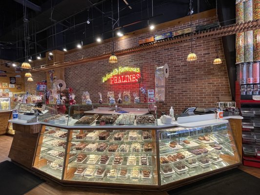 Savannah's Candy Kitchen by null