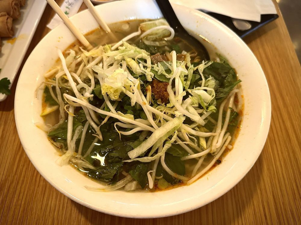 VIVI’S VIETNAMESE NOODLE HOUSE Updated June 2024 512 Photos & 706