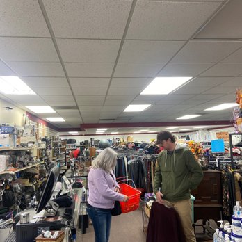 Cosmo Thrift - Used, Vintage & Consignment Near Me - Hayward, California
