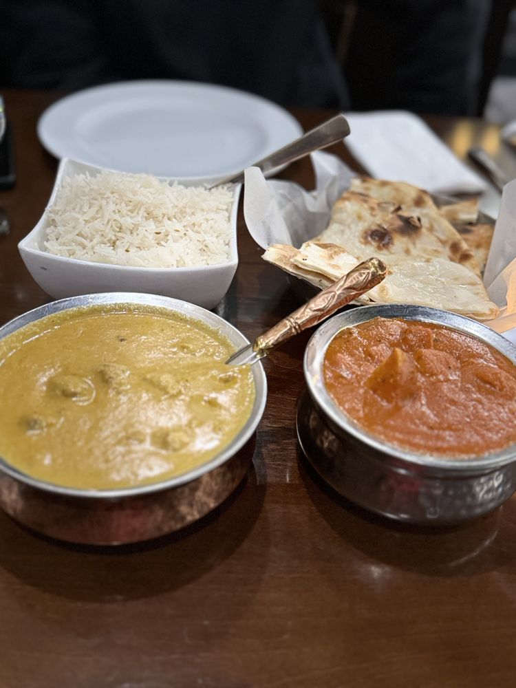 Pawans Indian Kitchen Logo