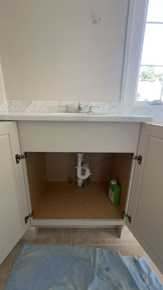 Slide of H&R Plumbing