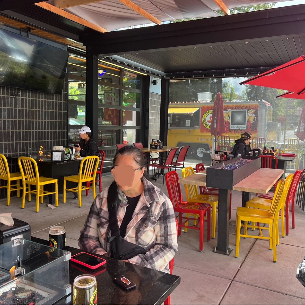Pints and Quarts - Outside patio - Pubs Near Me - Lacey, Washington Pints and Quarts - Outside patio - Pubs Near Me - Lacey, Washington