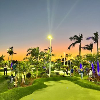 PopStroke - a golf course at sunset - Mini Golf Near Me - Sarasota, Florida