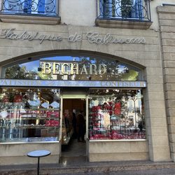Béchard - The aroma here was undeniably enchanting