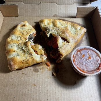 Rock'n Dough - Build your own Calzone with grilled chicken and vegetables. Side of marinara sauce for dipping. - Pizza Near Me - Nashville, Tennessee