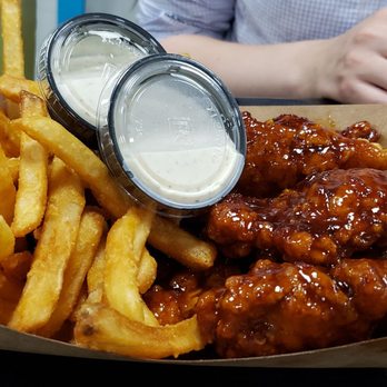 Thompson Brewing - No. The tenders were on the drier side and the maple chipotle sauce was not good. The fries were good. - American Near Me - Riverside, California