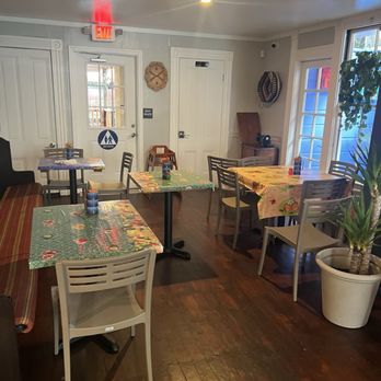 Abuelas Midtown - Seating - Coffee & Tea Near Me - Sacramento, California