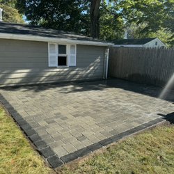MKJC Carpentry - 6x6 with 6x9 paver patio.