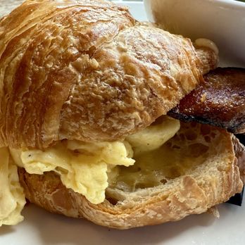 Rize Carmel - Scrambled egg, bacon, cheese on croissant - Breakfast & Brunch Near Me - Carmel, Indiana