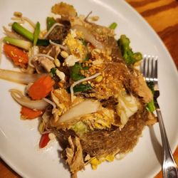 Thai Cafe - Pad woonsen with chicken