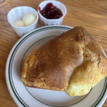 Jordan Pond House - Popover - Seafood Near Me - Seal Harbor, Maine