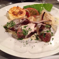 Grill de l'Etrier - Le carré d'agneau rosé