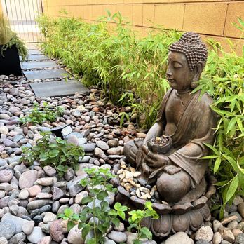 DeSantiago Landscape Services - Zen garden - Landscaping Near Me DeSantiago Landscape Services - Zen garden - Landscaping Near Me