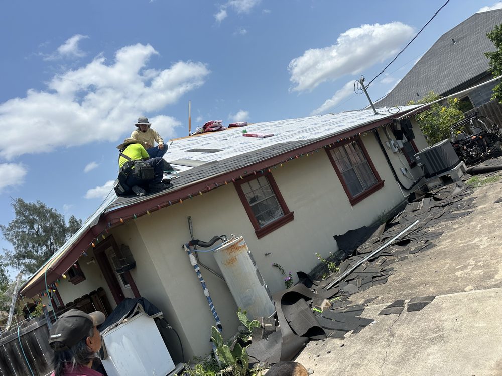 Slide of Smart Roofing Specialist