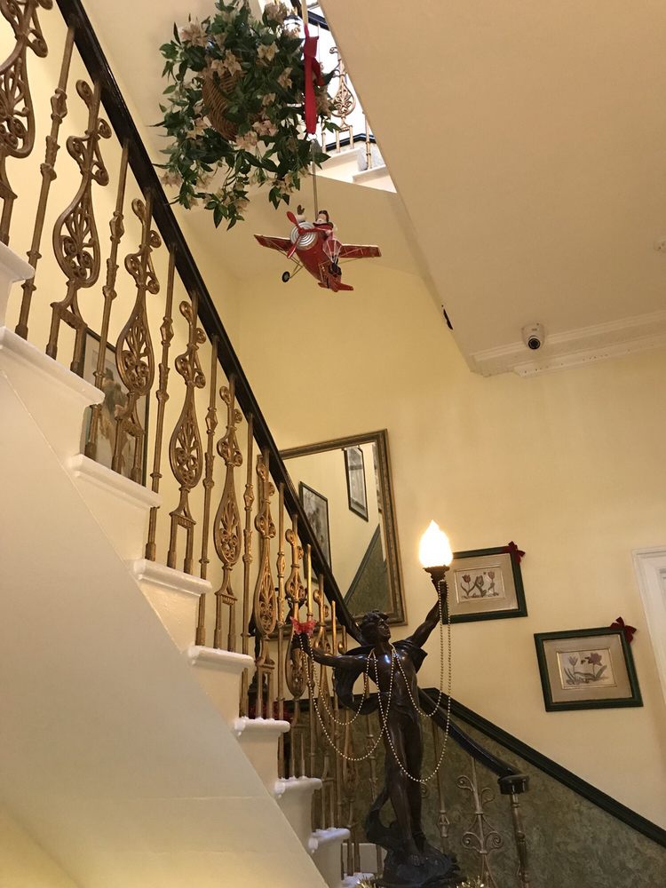 GARLANDS GUEST HOUSE 48 Pilrig Street, Edinburgh, United Kingdom