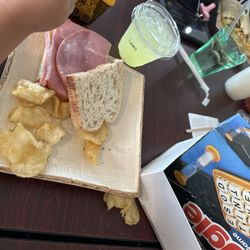 New Moon Coffeehouse and Eatery - Kid friendly options