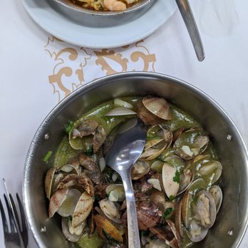 Cervejaria Ramiro - Garlic Clams - Seafood Near Me - Lisbon, 11