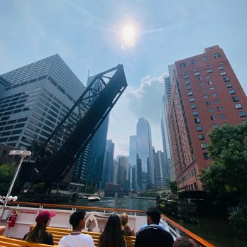 Shoreline Sightseeing - Architectural Tours Near Me - Chicago, Illinois Shoreline Sightseeing - Architectural Tours Near Me - Chicago, Illinois