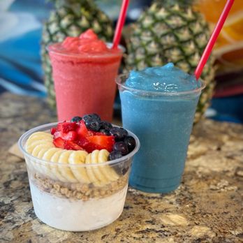 Natural Blends Cafe - Kiwi Kicker, Blue Hawaiian, Coconut Bowl - Juice Bars & Smoothies Near Me - Greenacres, Florida Natural Blends Cafe - Kiwi Kicker, Blue Hawaiian, Coconut Bowl - Juice Bars & Smoothies Near Me - Greenacres, Florida