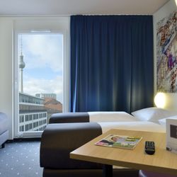 B&B Hotel Berlin Alexanderplatz - Dreibettzimmer