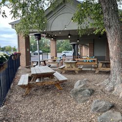 Teays River Brewing & Public House - Outdoor seating