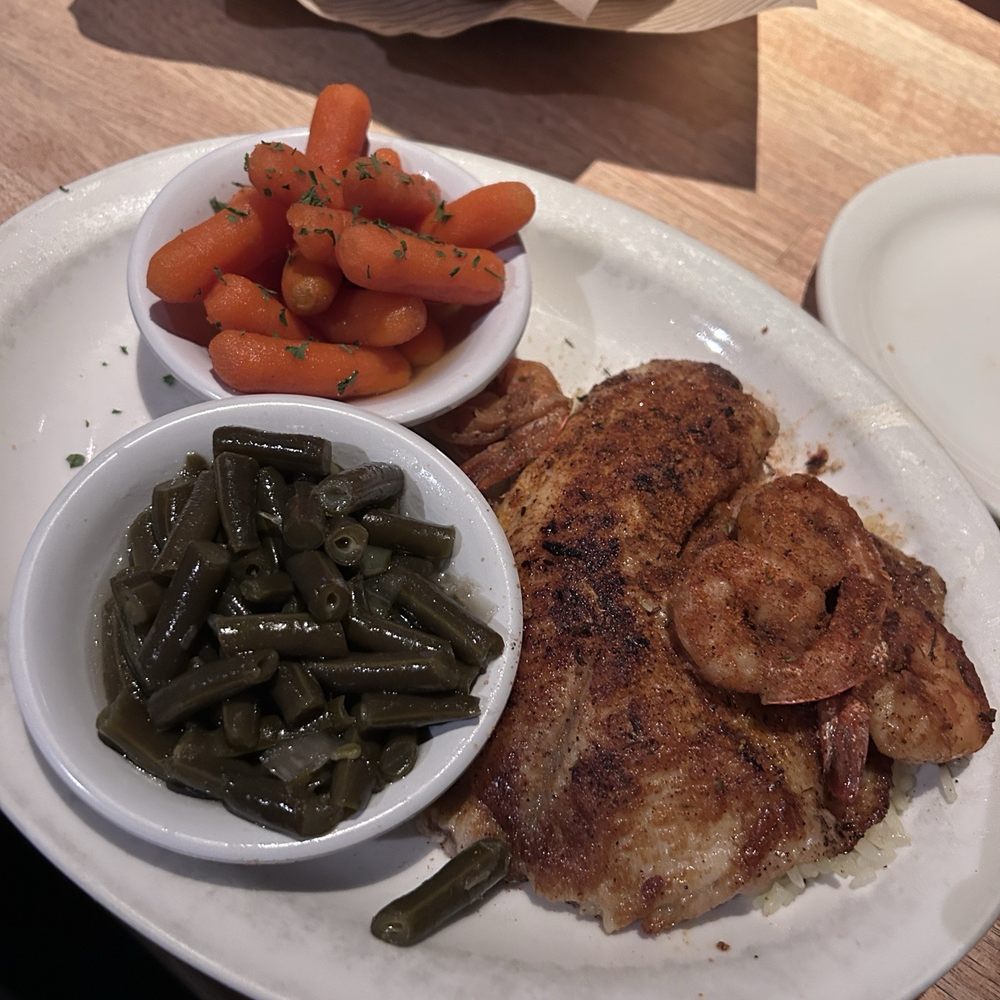 Blackened Creamy Garlic Tilapia & Shrimp, Alfredo on the side Blackened Creamy Garlic Tilapia & Shrimp, Alfredo on the side