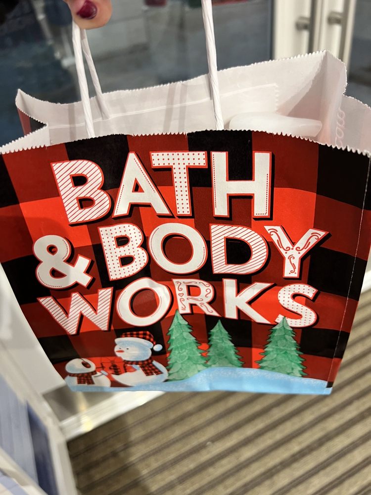 BATH & BODY WORKS Updated September 2024 2750 Carl T Jones Dr SE