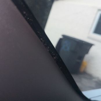 Jerry's Auto Glass - It looks sloppy, it's not trimmed and there are gaps in some places and to much glue in others - Windshield Installation & Repair Near Me - Seymour, Tennessee