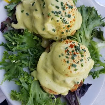 Commune - Eggs Benedict with sub chicken sausage - Cafes Near Me - Virginia Beach, Virginia