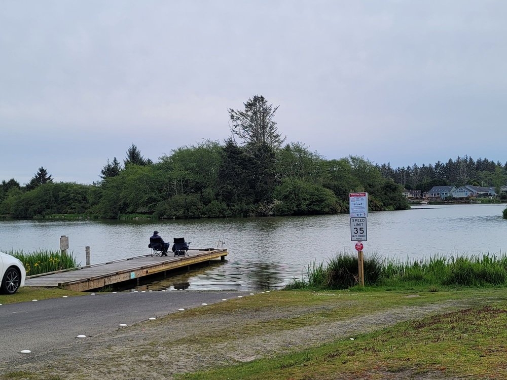 CHINOOK PARK Updated September 2024 527 Duck Lake Dr SW, Ocean