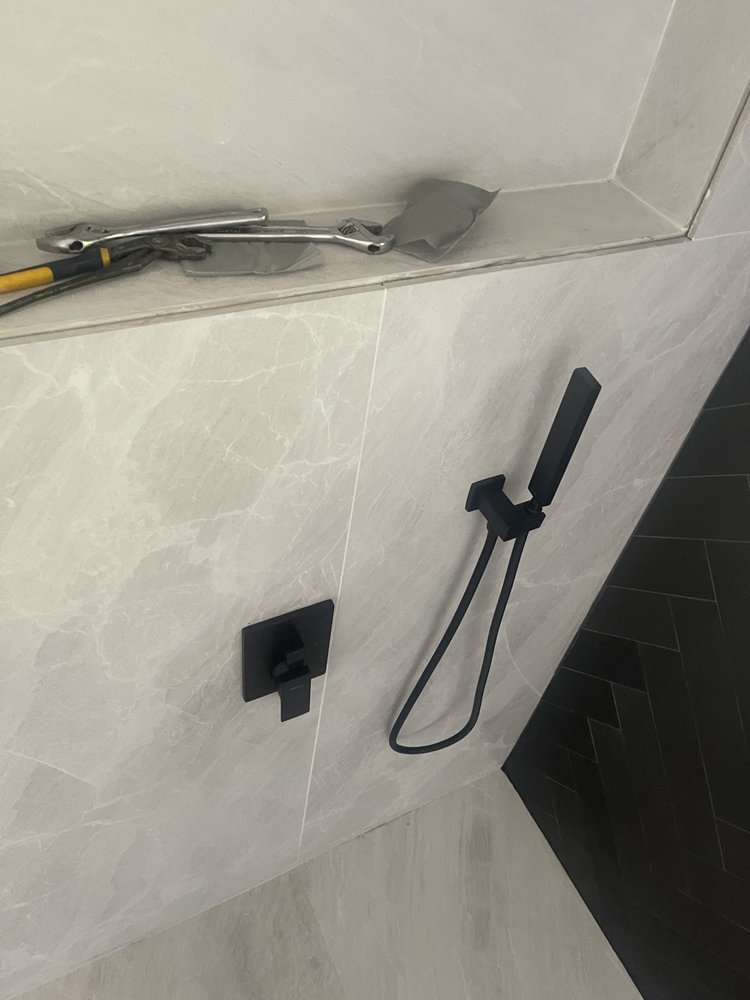 Slide of Ochoa Plumber and Service